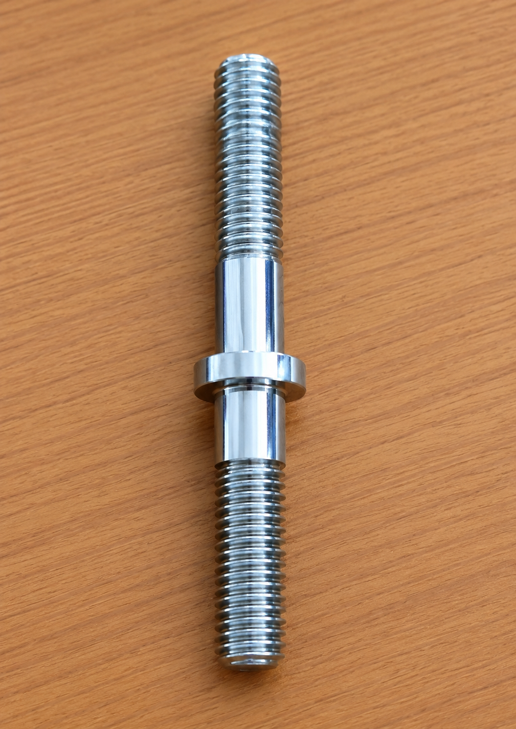 SPIGOT BODY STUD-SAE000